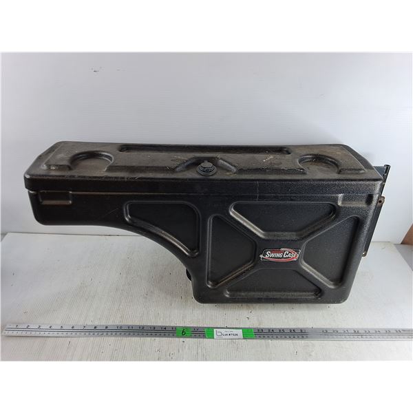 Undercover Swing Case 28" x 8" x 15", Cannot Ship