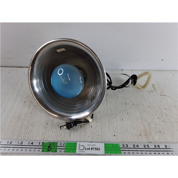 Heat Lamp - Powers On, As Is