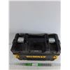 Image 2 : DeWalt Empty Plastic Case 17" x 7" x 13"
