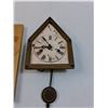 Image 3 : Antwerpen Fabric Framed - 5" x 7" & Battery Operated Wall Clock - As Is