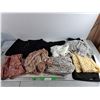 Image 1 : Women's Tops, Skirts, Mini Shorts - Size M
