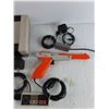 Image 3 : Nintendo Entertainment System Console, Joystick, Zapper Gun, Misc Cords - Powers On, As Is
