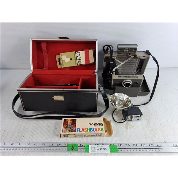 Vintage Automatic 340 Land Camera, Flashlight, Sylvania Flashbulbs, Camera Case - As Is