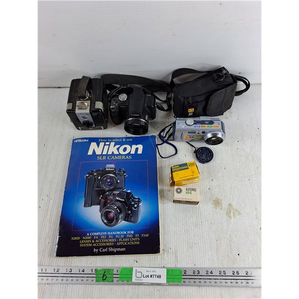 Vintage Brownie Hawkeye Camera Flash, Lumix & Sony Digital Cameras, Films, Camera Case, Misc