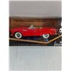 Image 2 : 1:24 Die Cast Ford Thunderbird