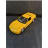 Image 2 : 1:24 Die Cast 2002 Chev Corvette