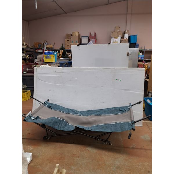 Folding Hammock (approx8-10ft) - PICK UP ONLY