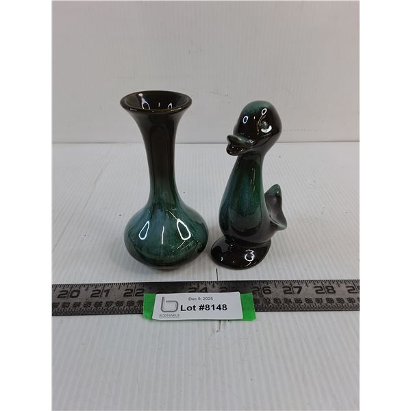 Blue Mountain Pottery (Duckling, Vase)
