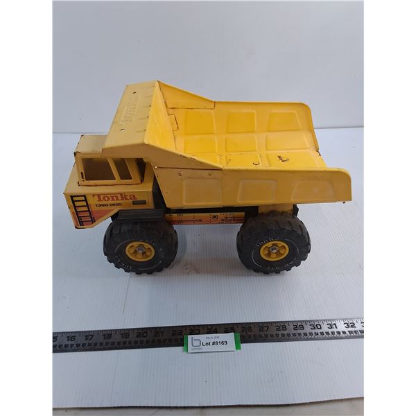 Vintage Tonka Dump Truck - 16.5x10x8"
