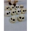 Image 2 : (10) Nightmare Before Christmas Plastic Heads & Wonyan Plushie