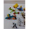 Image 2 : Looney Tunes Figurines & Vehicles Lot