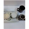 Image 5 : (4) Mugs & Hostess Set (Ceramic)