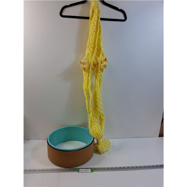 Back Roller & Crochet Planter "Duck" Hanging Holder