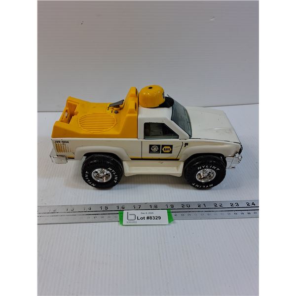 Nylint NAPA Tow Truck Toy - 12" Long