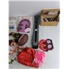 Image 4 : Tiaras, Wooden Jewelry Box, Nail Wraps, Penny Whistle, Misc