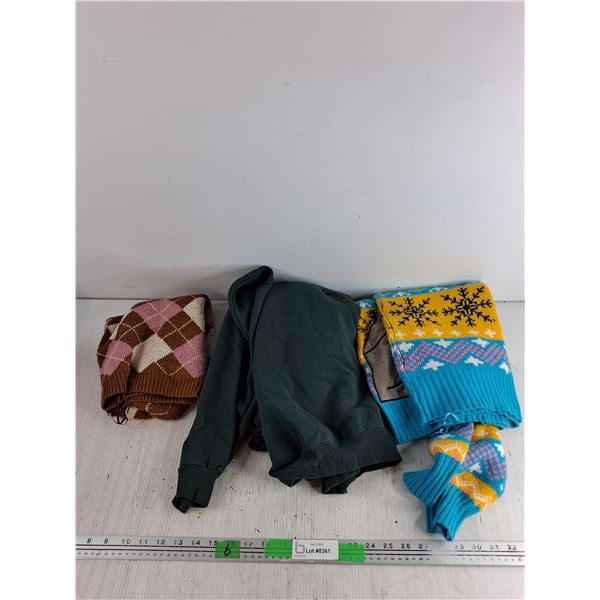 V Neck Pullover, Sweaters - Size L - XXL