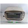 Image 1 : Hamilton Beach Toaster Oven - Powers On, As Is - PICK UP