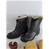 Image 2 : Insulated Rubber Boots - Size 8, Leather Belt, Winter Mittens