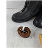 Image 3 : Insulated Rubber Boots - Size 8, Leather Belt, Winter Mittens