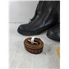Image 4 : Insulated Rubber Boots - Size 8, Leather Belt, Winter Mittens
