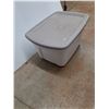 Image 3 : *Snap It Plastic Storage Tote with Lid, Cannot Ship, 24" x 17" x 13"