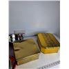 Image 4 : *Various Tin Containers Festive 