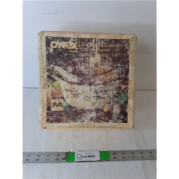 Pyrex 3L Round Casserole Dish- Sealed