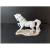 Image 3 : Ceramic Unicorn Figurine 9" Long x   7.25" Tall - PICK UP