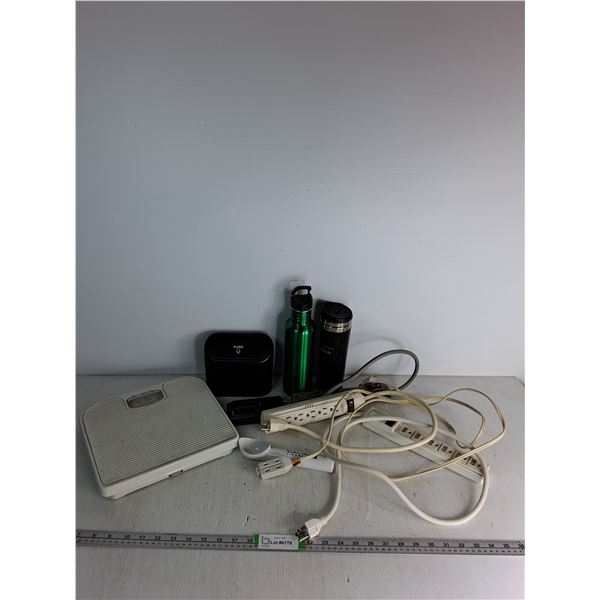 Scale, (3) Extension Cords, 2) Stainless Steel Water Bottles, Ice Cream Scoop, Talkies Book Recorder