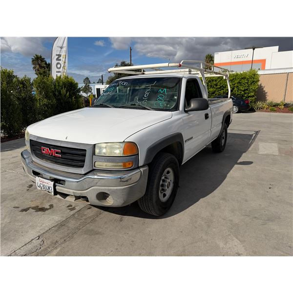 GMC SIERRA 2003 SALV T/DONATION