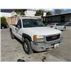 Image 2 : GMC SIERRA 2003 SALV T/DONATION