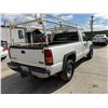 Image 3 : GMC SIERRA 2003 SALV T/DONATION