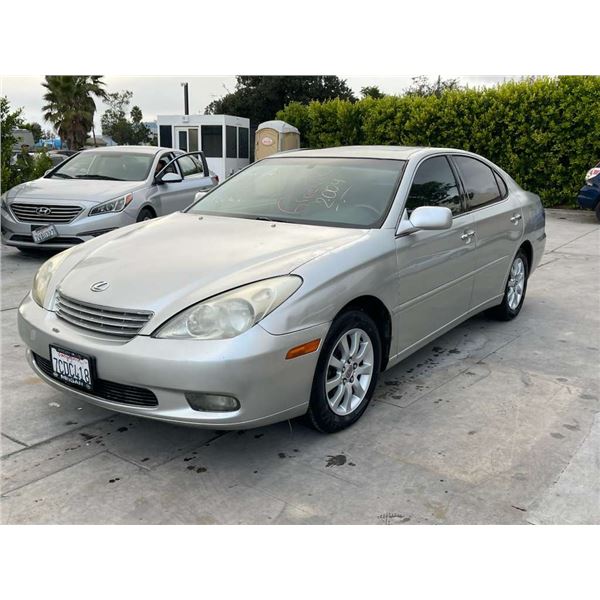 LEXS ES330 2004 SALV T/DONATION
