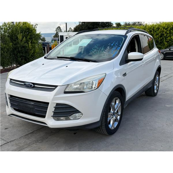 FORD ESCAPE 2014 O/S-T SMOG-2 DAYS
