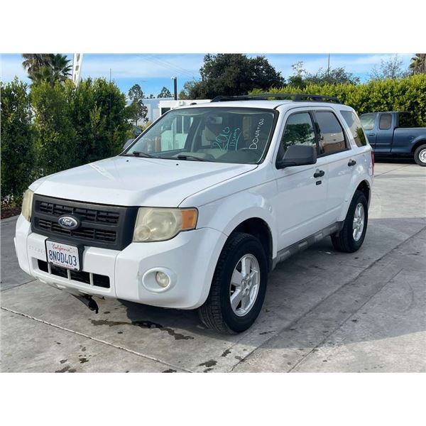 FORD  ESCAPE 2010 T-DONATION