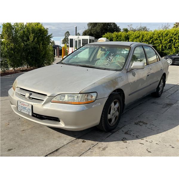 HOND ACCORD 1998 SALV T/DONATION