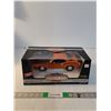 Image 1 : AmericanMuscle 1970 Plymouth AAR 'Cuda 1/18" Scale (NIB)