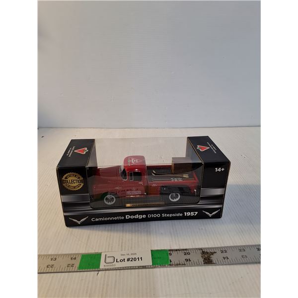 Liberty Classics 1957 Dodge D100 Pickup 1:24 Scale Model (NIB)