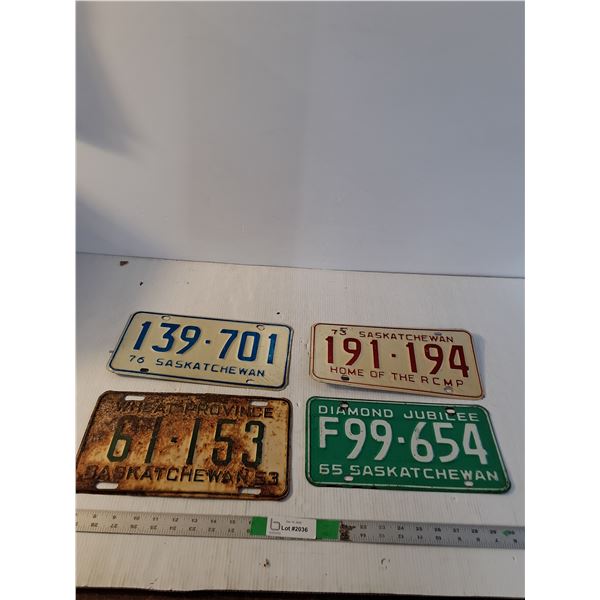 (4)Saskatchewan License Plates '53-76