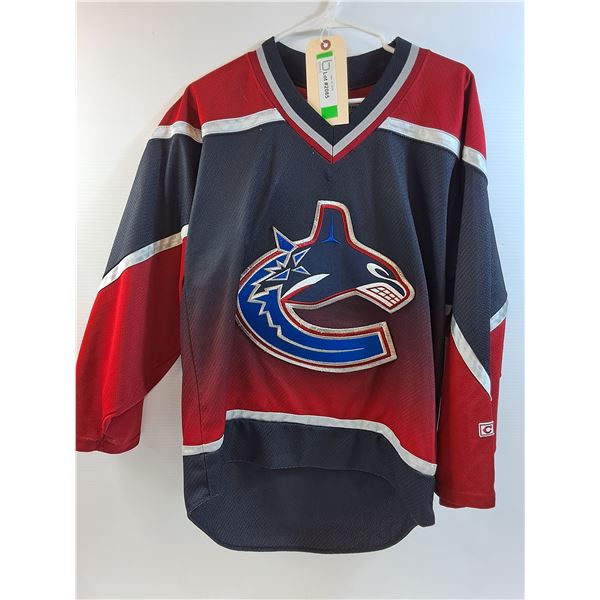 * Vancouver Canucks Hockey Jersey - Size Small