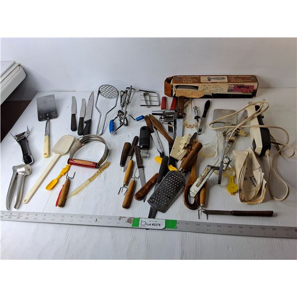 Kitchen Utensils- Electric Slicing Knife- Powers On, Potato Masher, Spatula, Misc.