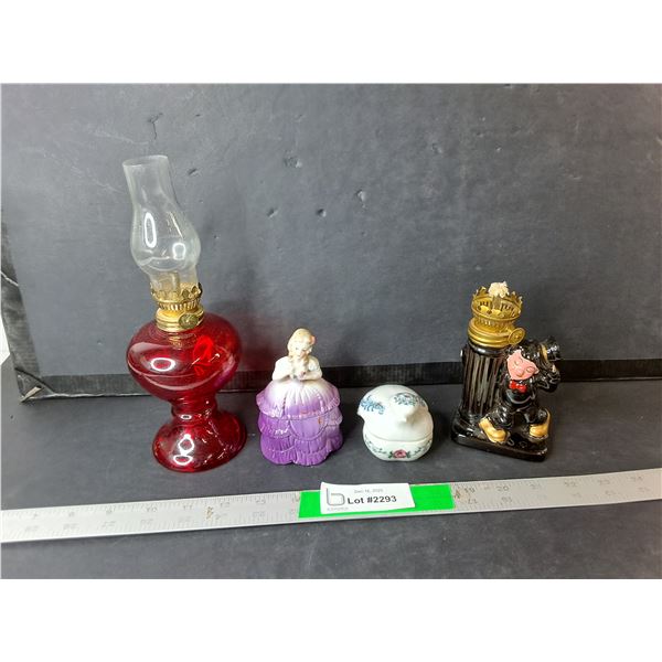 (2) Ceramic Trinket Dishes & (2) Miniature Oil Lamps Up to 9.5"