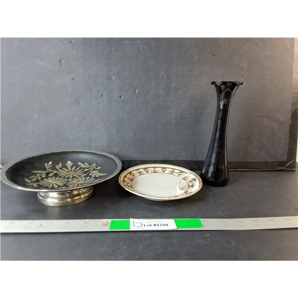 Glass Vase 8.25", Metal & Ceramic Plates