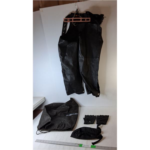 Hot Leathers Chaps- XXL, Gloves- M, Beanie