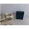 Image 5 : Ceramic Creamer & Sugar Set, Vintage Prince Albert, Herb Tea Tins, Ornate Decorative Box