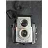 Image 2 : Vintage Kodak Brownie Starflex Camera - As Is