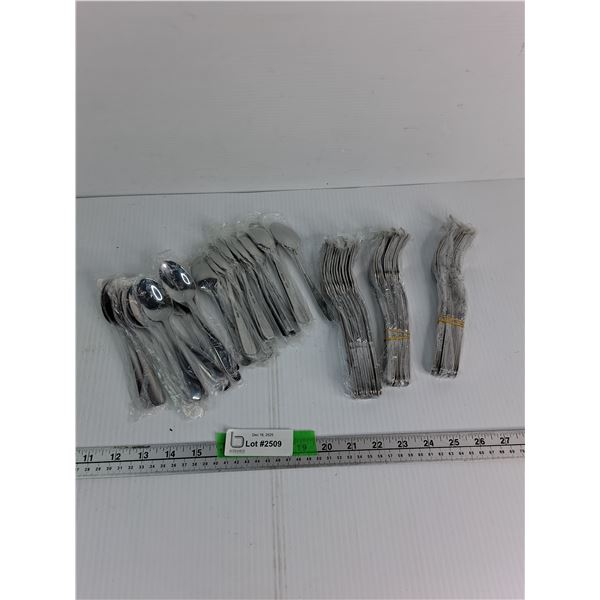 (24) Stainless Steel Teaspoon And  (36) Forks- Appear Neaw