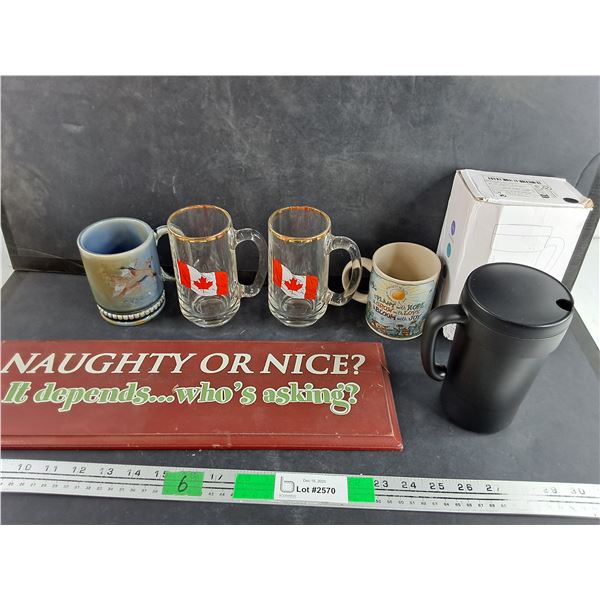Ceramic & Glass Mugs, Fashion Vacuum Cup, Naughty or Nice Christmas Wall Decor 18" x 6"