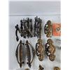 Image 2 : Assorted Cabinet/Drawer Handles