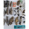 Image 4 : Assorted Cabinet/Drawer Handles